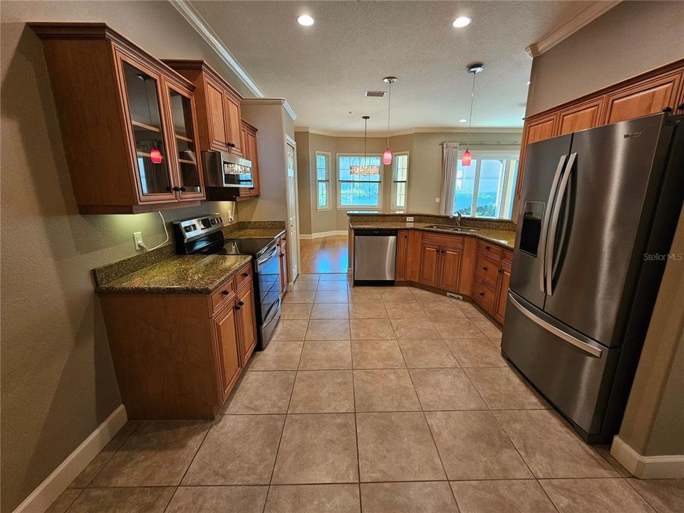 出租: $2,950 (3 贝兹, 2 浴室, 2021 平方英尺)