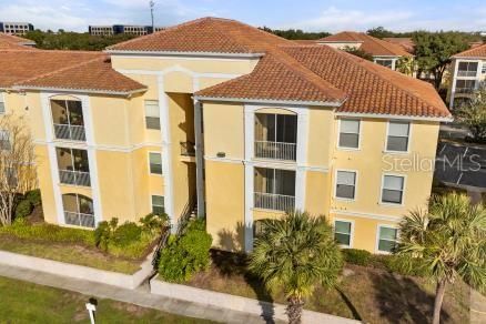 For Sale: $245,000 (4 beds, 2 baths, 1372 Square Feet)