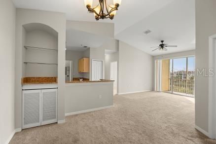 For Sale: $245,000 (4 beds, 2 baths, 1372 Square Feet)