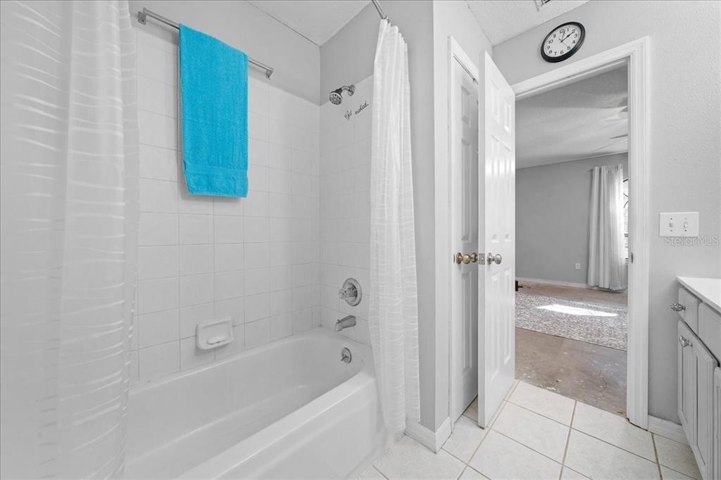 На продажу: $575,000 (3 спален, 2 ванн, 1680 Квадратных фут)