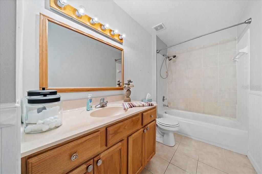 На продажу: $575,000 (3 спален, 2 ванн, 1680 Квадратных фут)