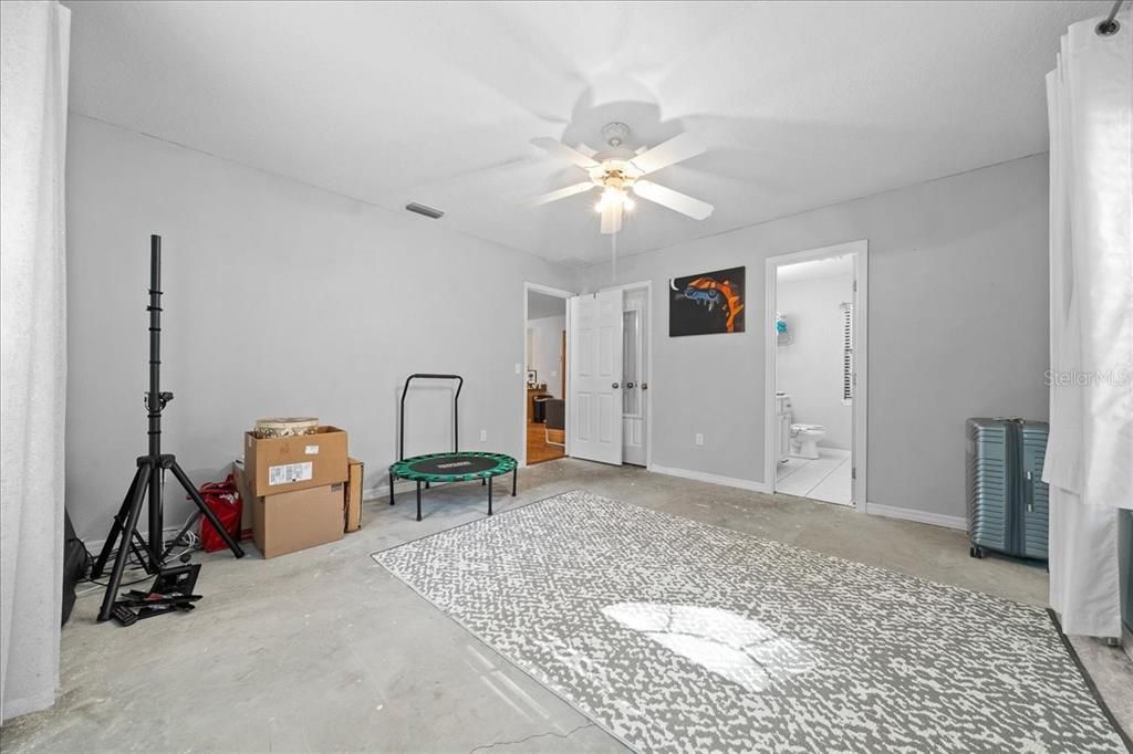 На продажу: $575,000 (3 спален, 2 ванн, 1680 Квадратных фут)