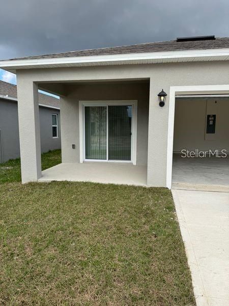 For Rent: $2,400 (4 beds, 2 baths, 1700 Square Feet)
