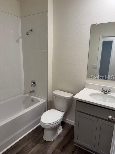 For Rent: $2,400 (4 beds, 2 baths, 1700 Square Feet)