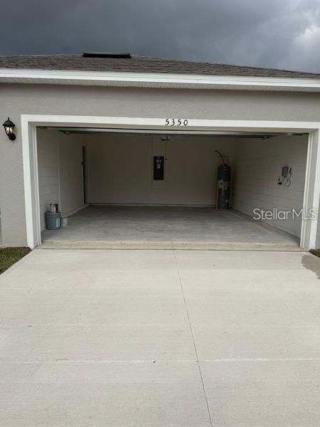 For Rent: $2,400 (4 beds, 2 baths, 1700 Square Feet)