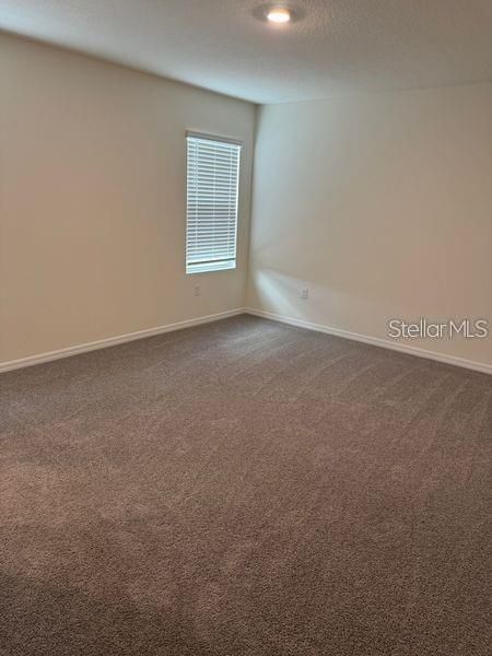 For Rent: $2,400 (4 beds, 2 baths, 1700 Square Feet)