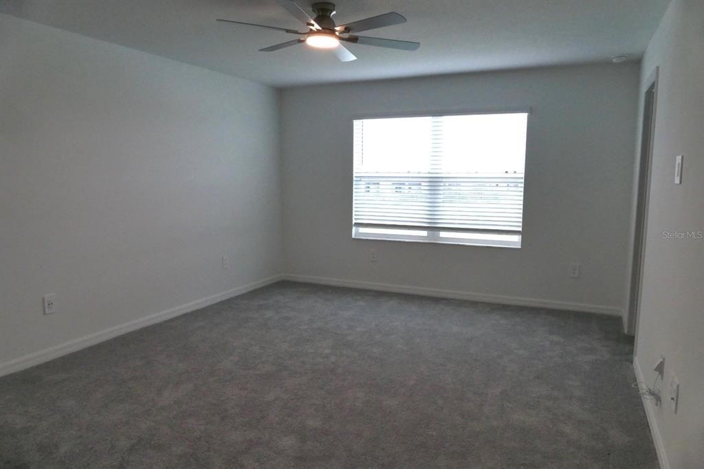 For Rent: $2,200 (3 beds, 2 baths, 1666 Square Feet)