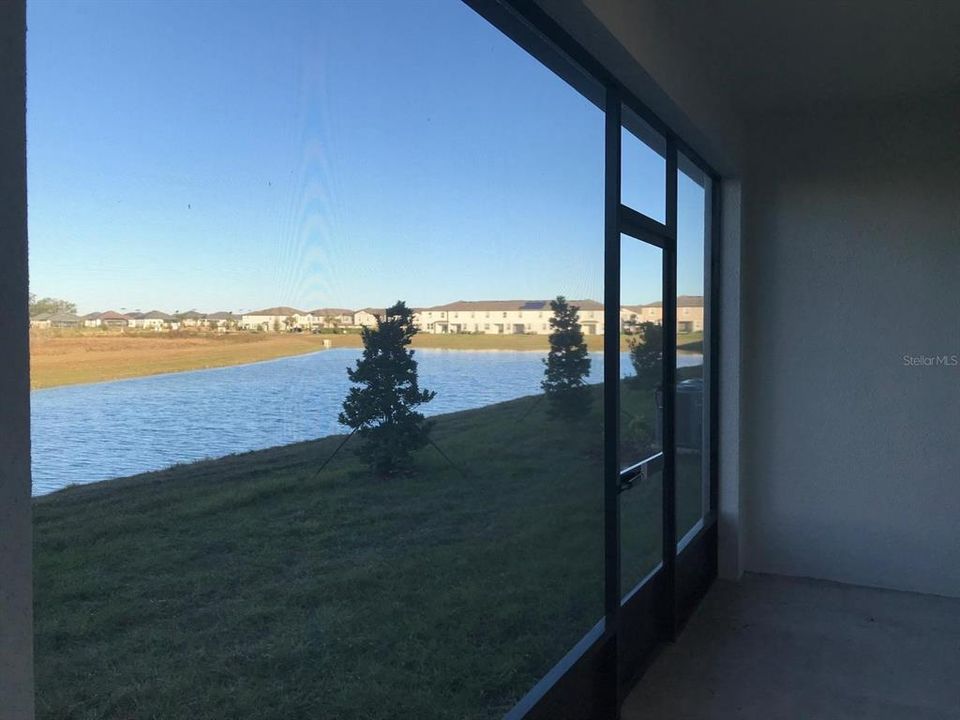 For Rent: $2,200 (3 beds, 2 baths, 1666 Square Feet)