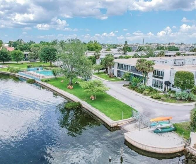 В аренду: $2,200 (2 спален, 1 ванн, 800 Квадратных фут)