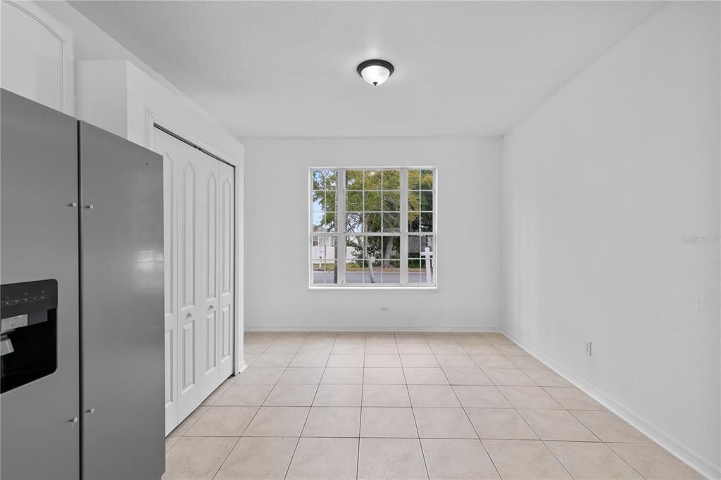 For Sale: $385,000 (4 beds, 2 baths, 1540 Square Feet)