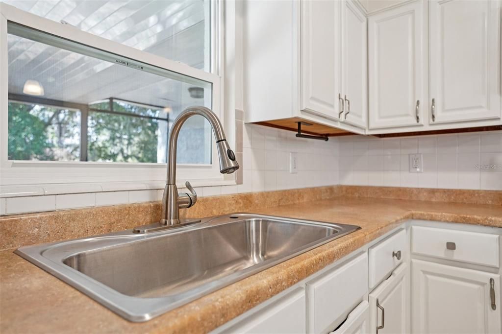 En Venta: $274,900 (3 camas, 2 baños, 1394 Pies cuadrados)