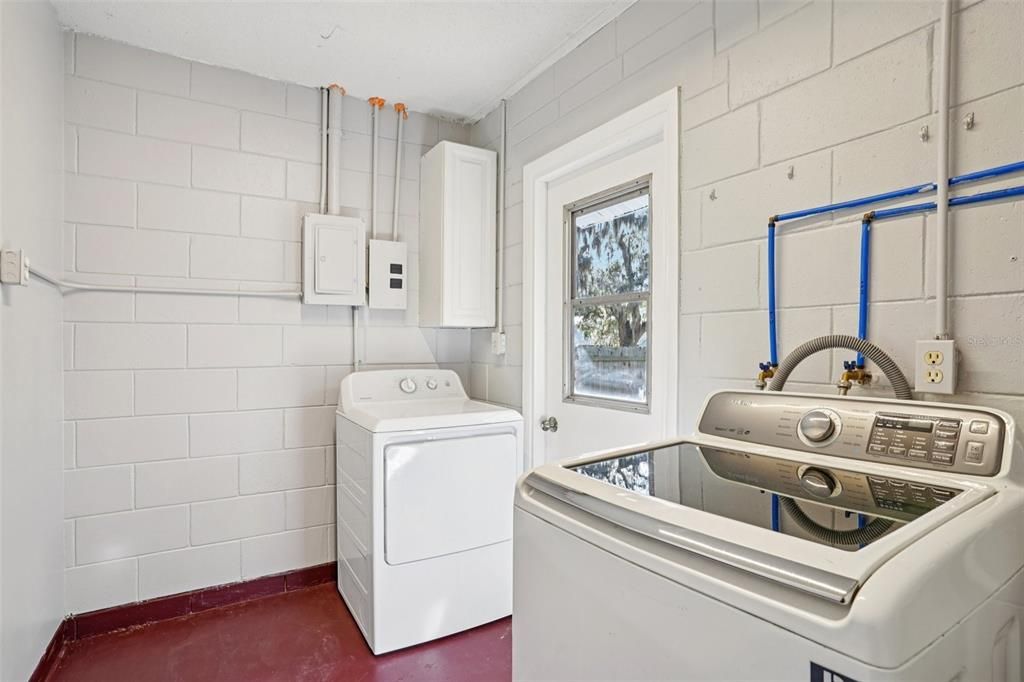 En Venta: $274,900 (3 camas, 2 baños, 1394 Pies cuadrados)