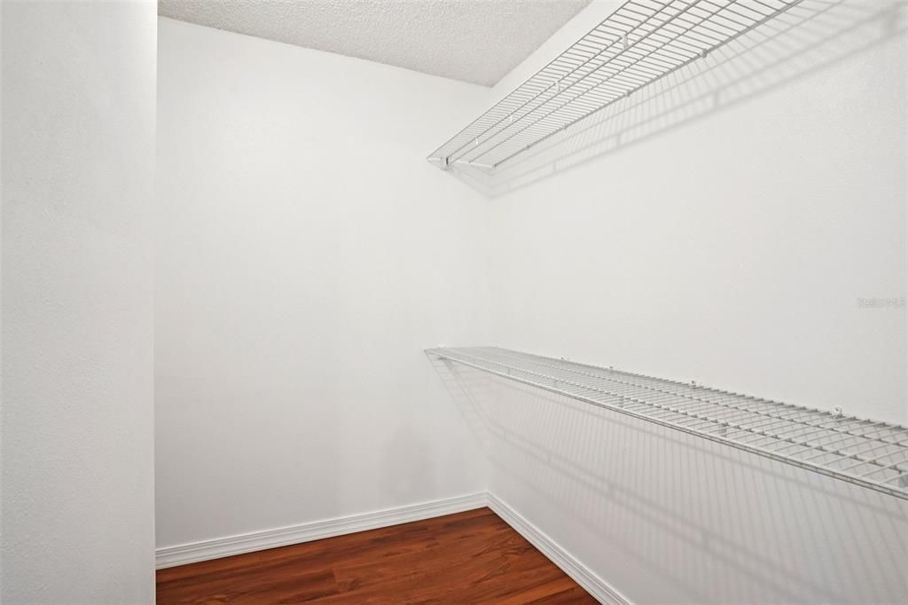 En Venta: $274,900 (3 camas, 2 baños, 1394 Pies cuadrados)