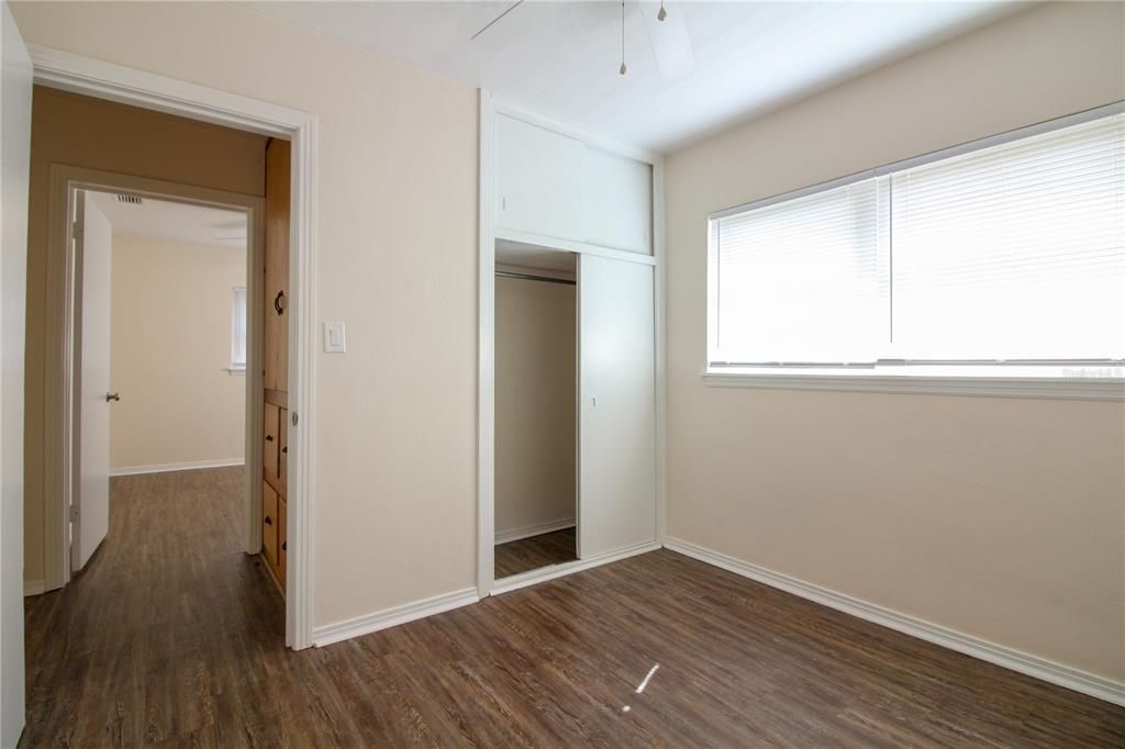 For Rent: $1,500 (3 beds, 1 baths, 833 Square Feet)