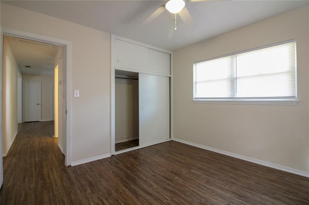 For Rent: $1,500 (3 beds, 1 baths, 833 Square Feet)