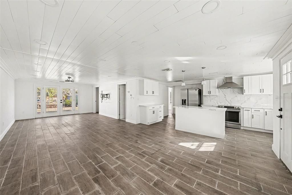 На продажу: $350,000 (3 спален, 2 ванн, 1250 Квадратных фут)