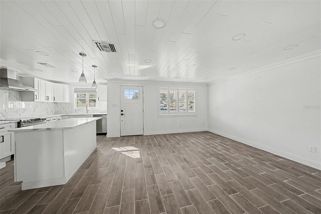 На продажу: $350,000 (3 спален, 2 ванн, 1250 Квадратных фут)