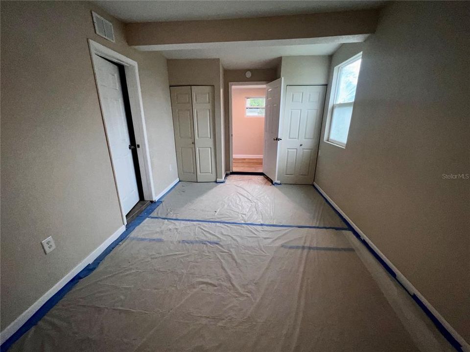 出租: $2,095 (4 贝兹, 2 浴室, 1231 平方英尺)