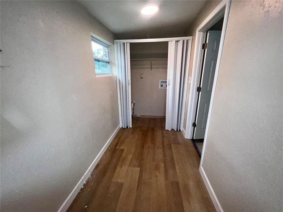 出租: $2,095 (4 贝兹, 2 浴室, 1231 平方英尺)