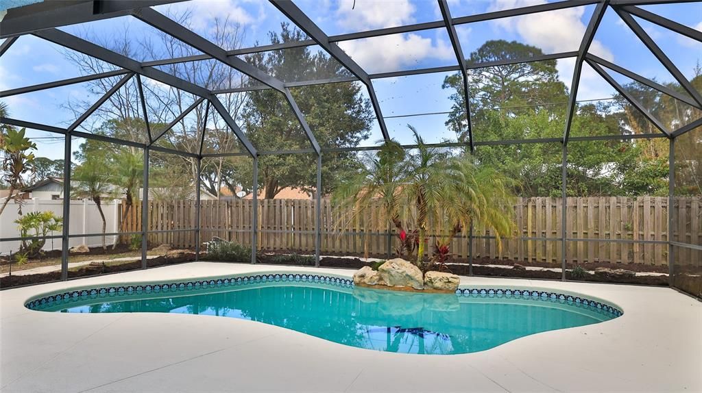 En Venta: $414,900 (4 camas, 2 baños, 2243 Pies cuadrados)