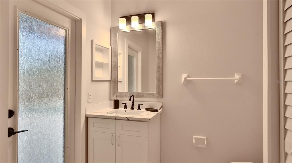 En Venta: $414,900 (4 camas, 2 baños, 2243 Pies cuadrados)