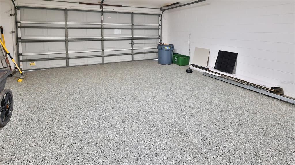 En Venta: $414,900 (4 camas, 2 baños, 2243 Pies cuadrados)