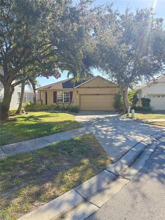 В аренду: $2,895 (4 спален, 3 ванн, 1960 Квадратных фут)