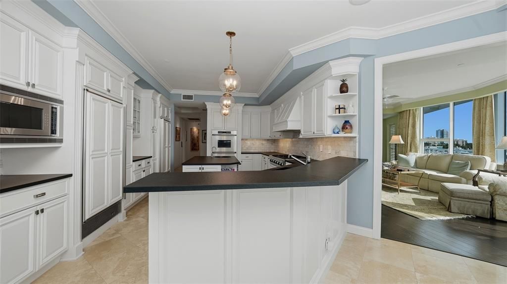 For Sale: $2,600,000 (3 beds, 3 baths, 3785 Square Feet)