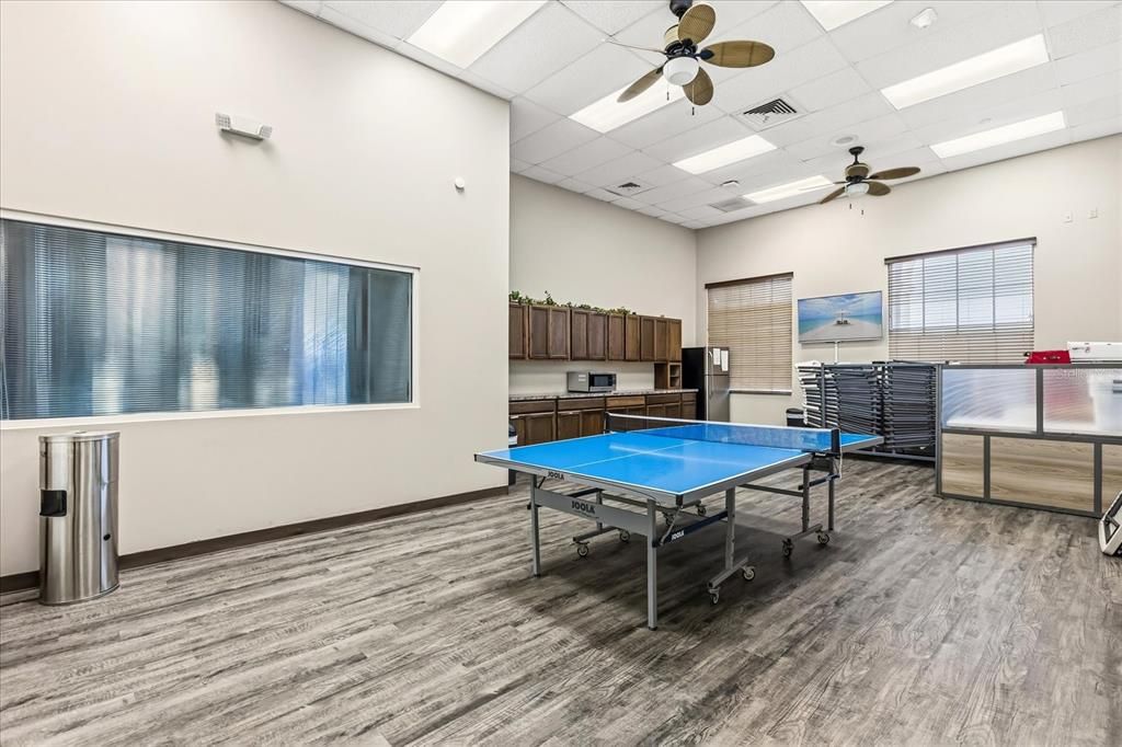 En Venta: $339,900 (3 camas, 2 baños, 1687 Pies cuadrados)