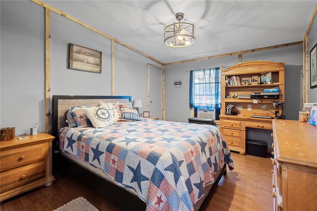 待售: $350,000 (3 贝兹, 2 浴室, 1440 平方英尺)