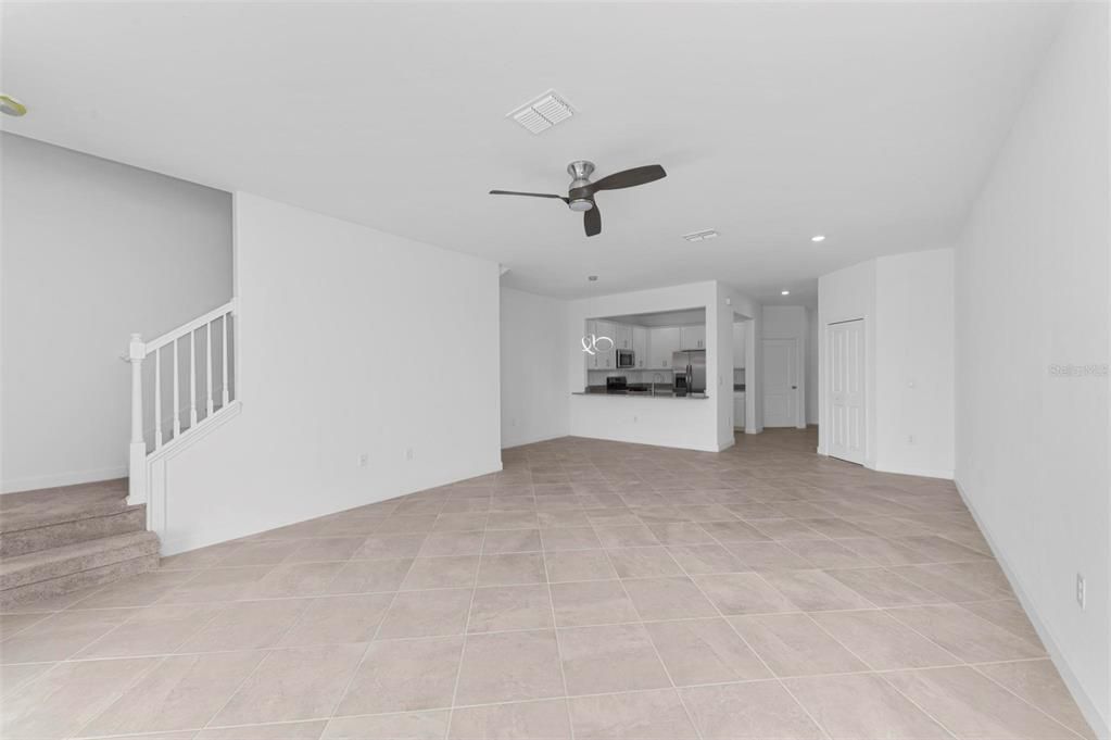 В аренду: $2,750 (3 спален, 2 ванн, 1879 Квадратных фут)