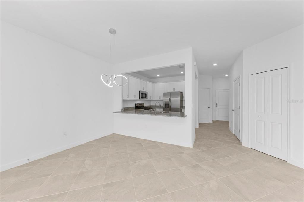 В аренду: $2,750 (3 спален, 2 ванн, 1879 Квадратных фут)