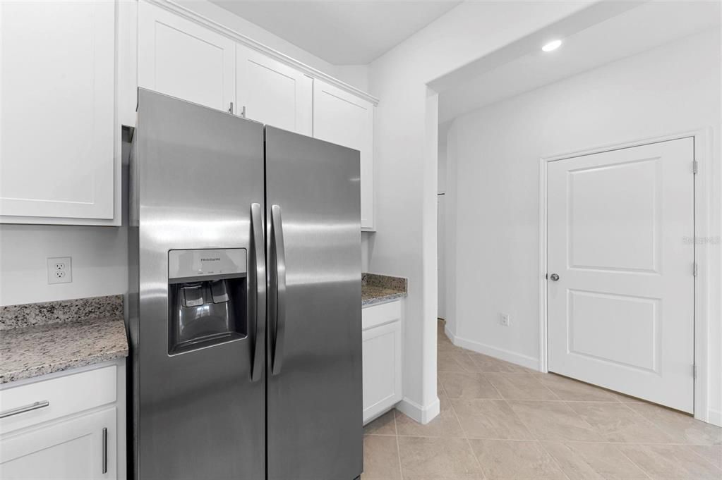 В аренду: $2,750 (3 спален, 2 ванн, 1879 Квадратных фут)