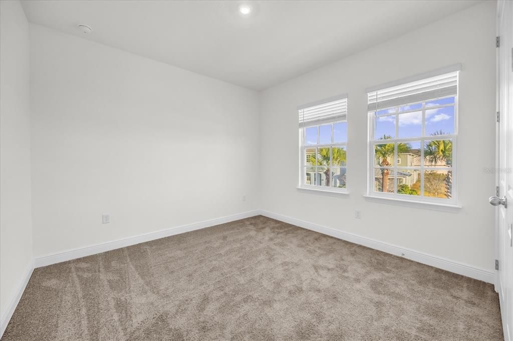 En Renta: $2,999 (3 camas, 2 baños, 2053 Pies cuadrados)