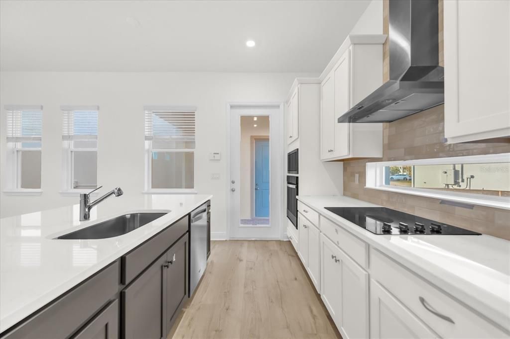 En Renta: $2,999 (3 camas, 2 baños, 2053 Pies cuadrados)