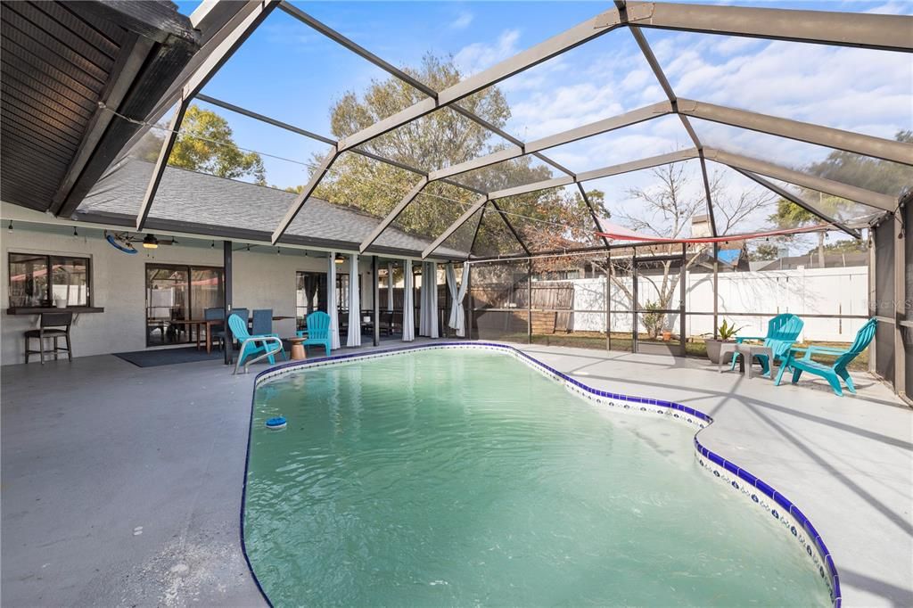 En Venta: $515,000 (4 camas, 3 baños, 2351 Pies cuadrados)