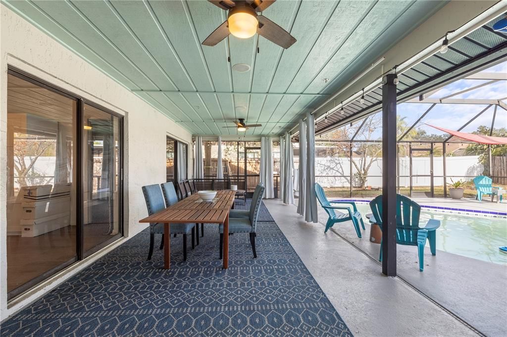 En Venta: $515,000 (4 camas, 3 baños, 2351 Pies cuadrados)