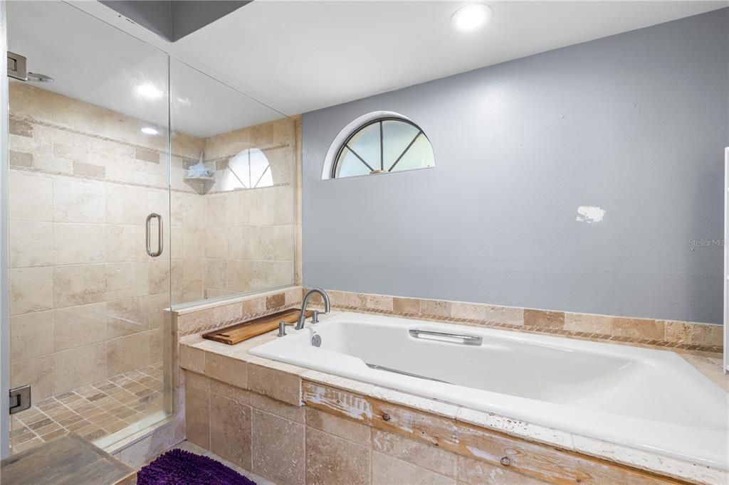 En Venta: $515,000 (4 camas, 3 baños, 2351 Pies cuadrados)