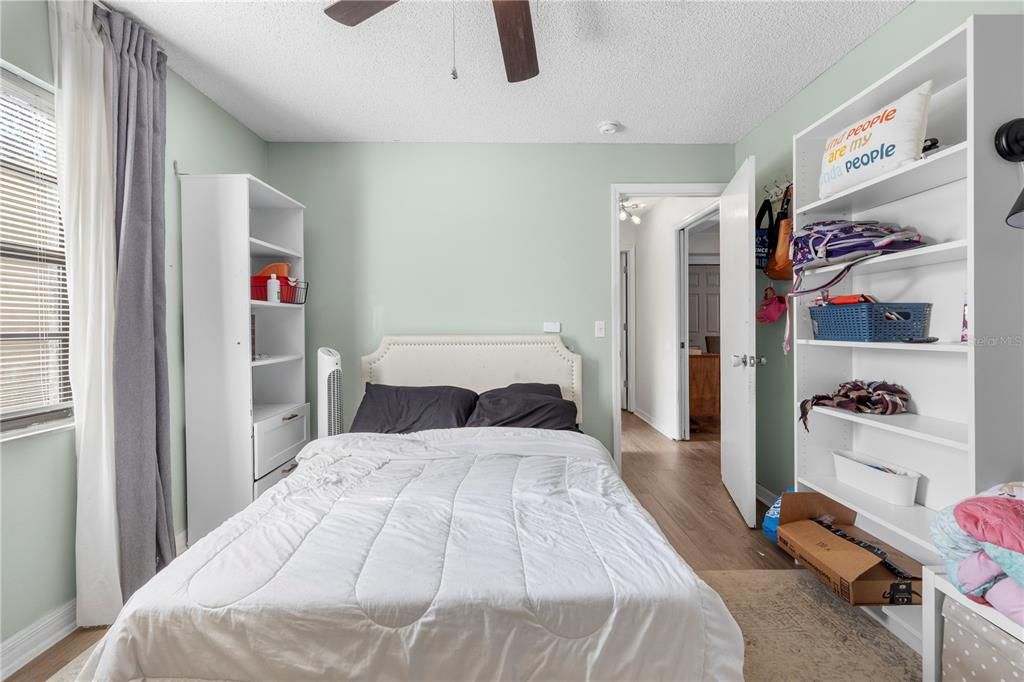 En Venta: $515,000 (4 camas, 3 baños, 2351 Pies cuadrados)