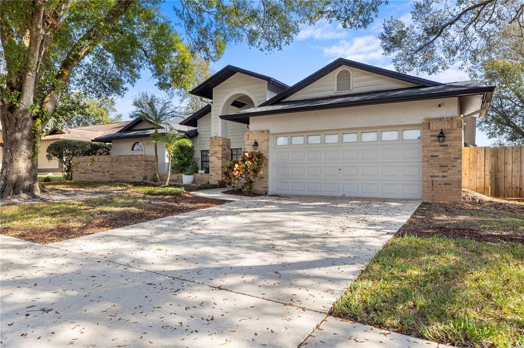 En Venta: $515,000 (4 camas, 3 baños, 2351 Pies cuadrados)