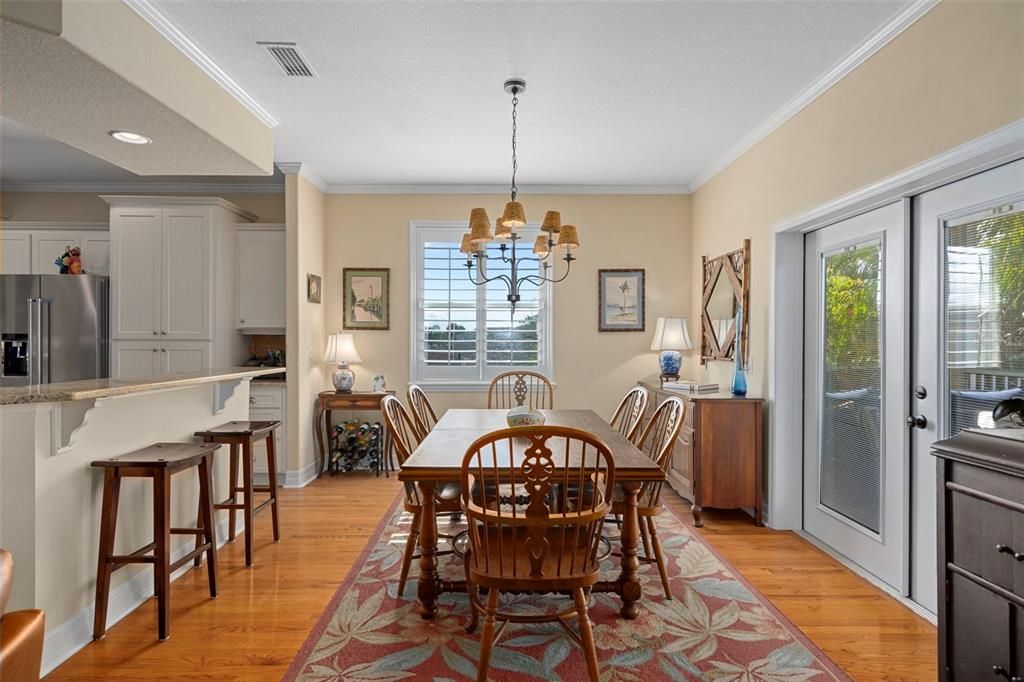 En Venta: $798,000 (3 camas, 2 baños, 2055 Pies cuadrados)
