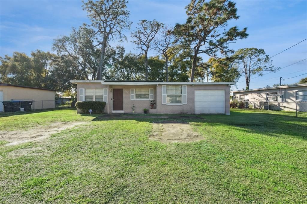 En Venta: $255,000 (3 camas, 2 baños, 1122 Pies cuadrados)