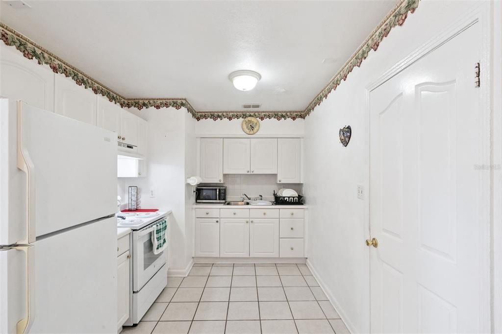 En Venta: $255,000 (3 camas, 2 baños, 1122 Pies cuadrados)