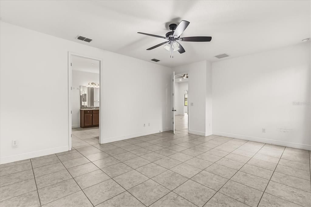 For Sale: $625,000 (4 beds, 3 baths, 2898 Square Feet)