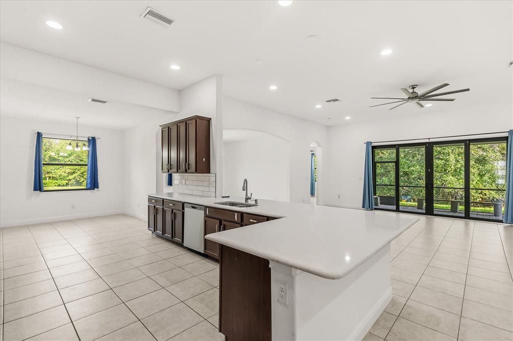 For Sale: $625,000 (4 beds, 3 baths, 2898 Square Feet)