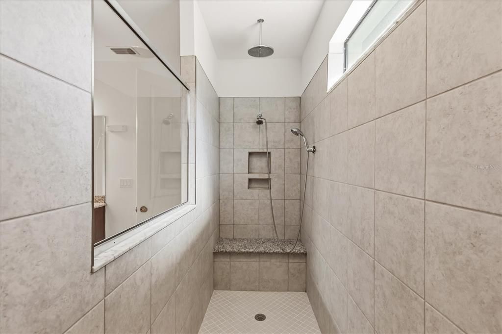 For Sale: $625,000 (4 beds, 3 baths, 2898 Square Feet)