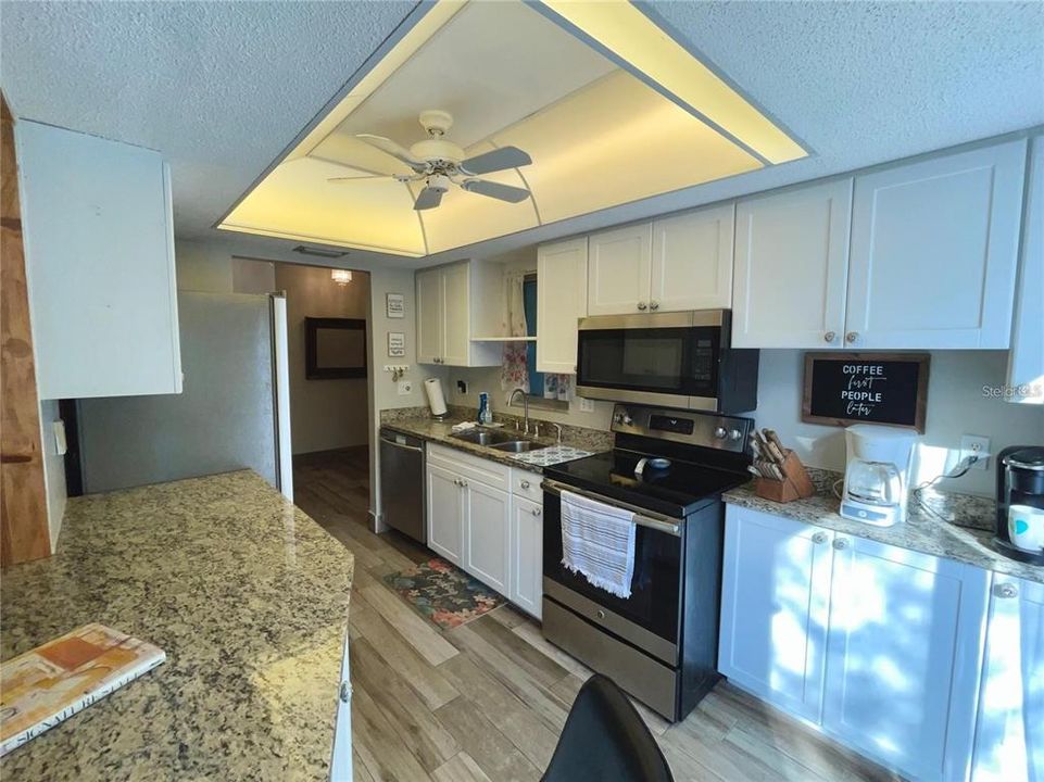 В аренду: $2,100 (2 спален, 2 ванн, 1247 Квадратных фут)