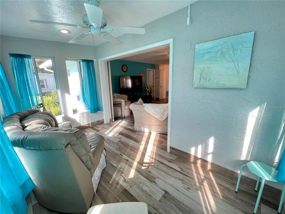 В аренду: $2,100 (2 спален, 2 ванн, 1247 Квадратных фут)