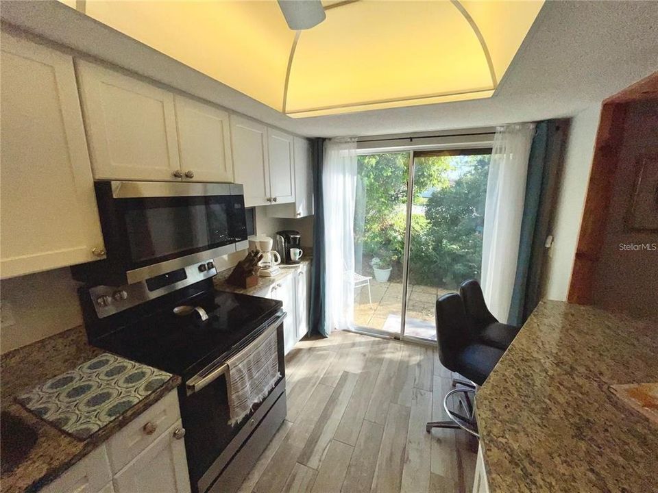 В аренду: $2,100 (2 спален, 2 ванн, 1247 Квадратных фут)