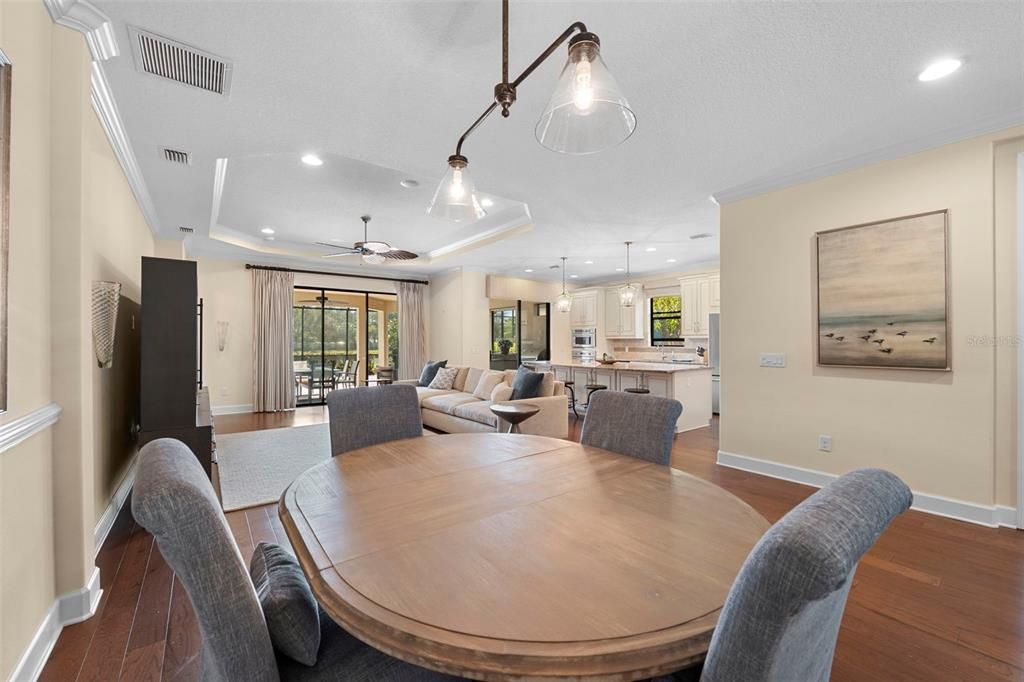 На продажу: $1,089,000 (3 спален, 3 ванн, 2262 Квадратных фут)